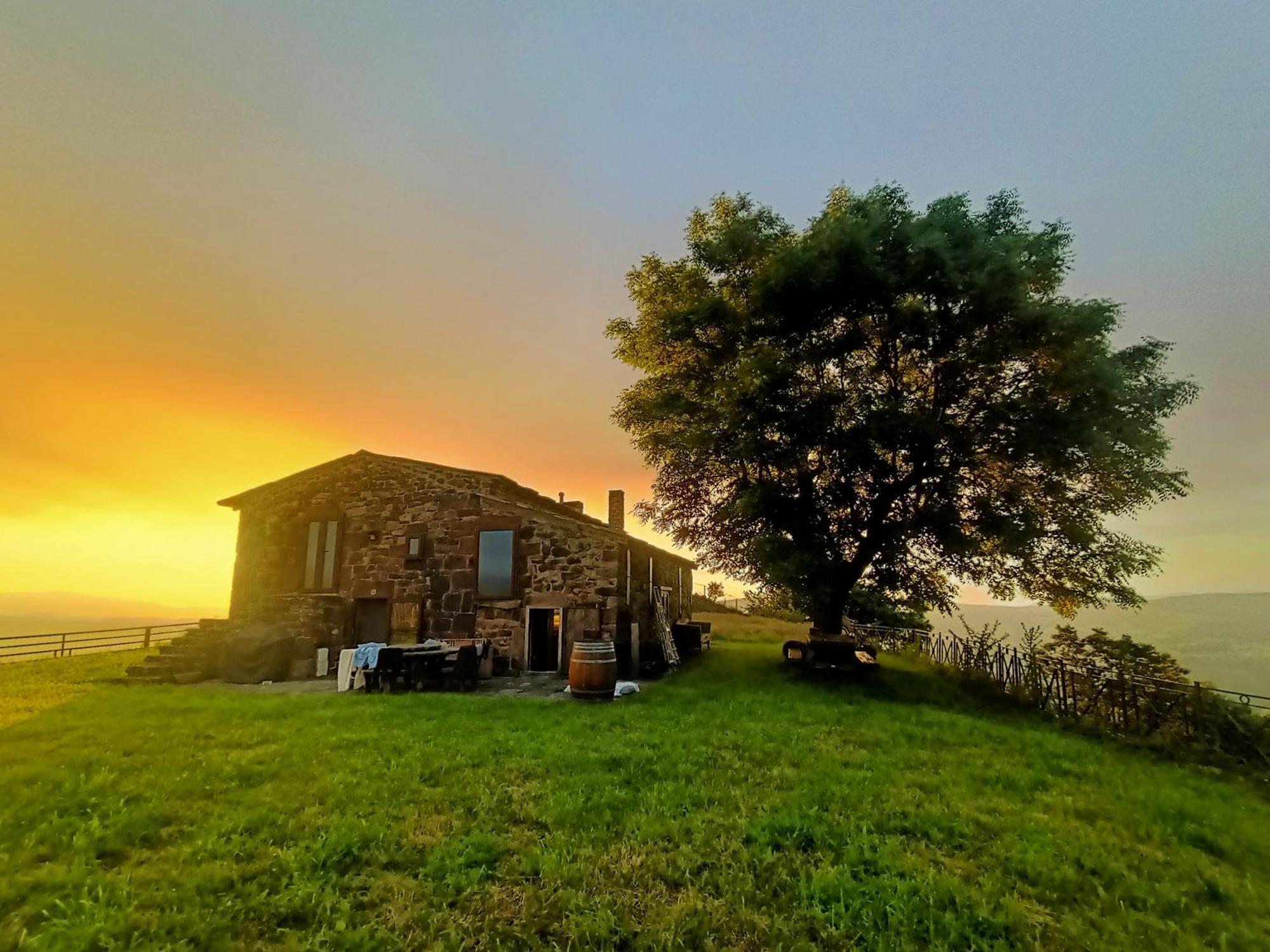 La Cabana Mirador De Los Valles Pasiegos Vega de Pas Exteriör bild